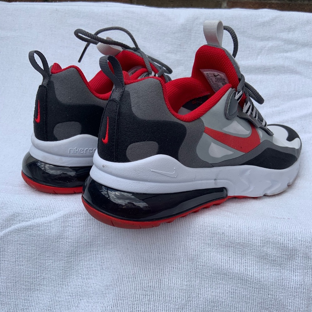 Air Max 270 React